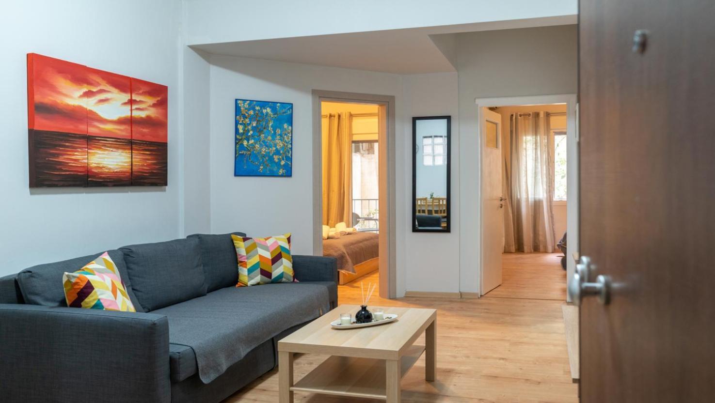 Entire Apt, 2 Bdrm, City Center Atenas Exterior foto